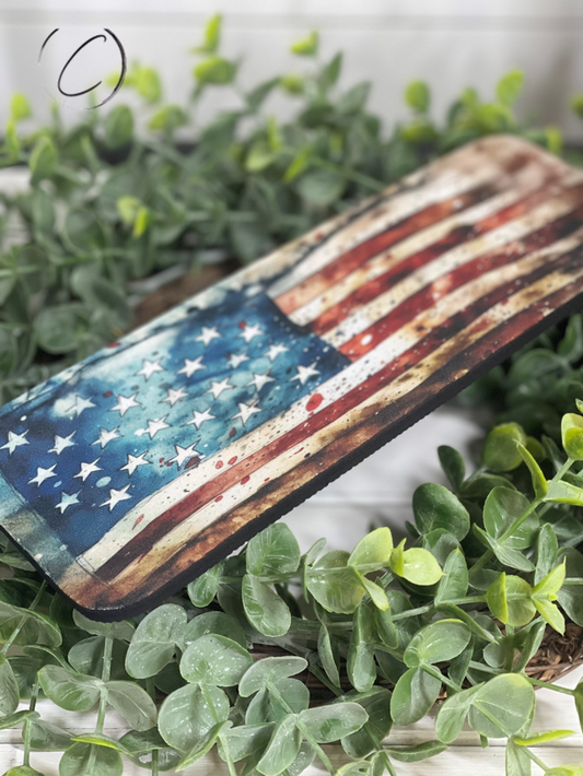 Rustic American Flag Slap Wrap Can Cooler